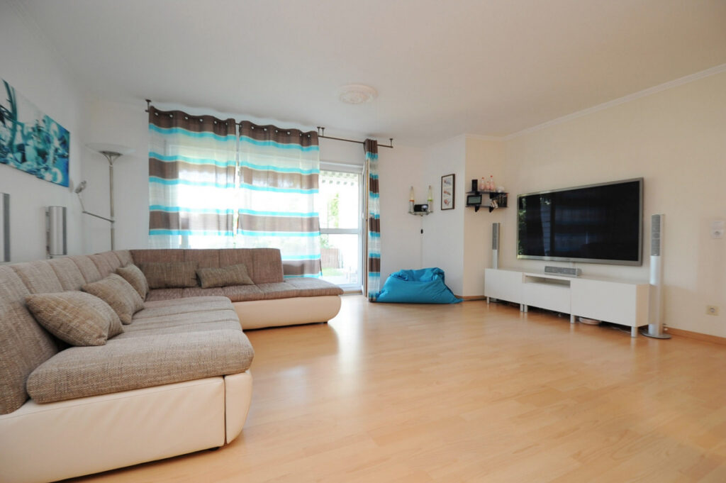 3 Zimmer EG-Wohnung nähe Schlosspark-4