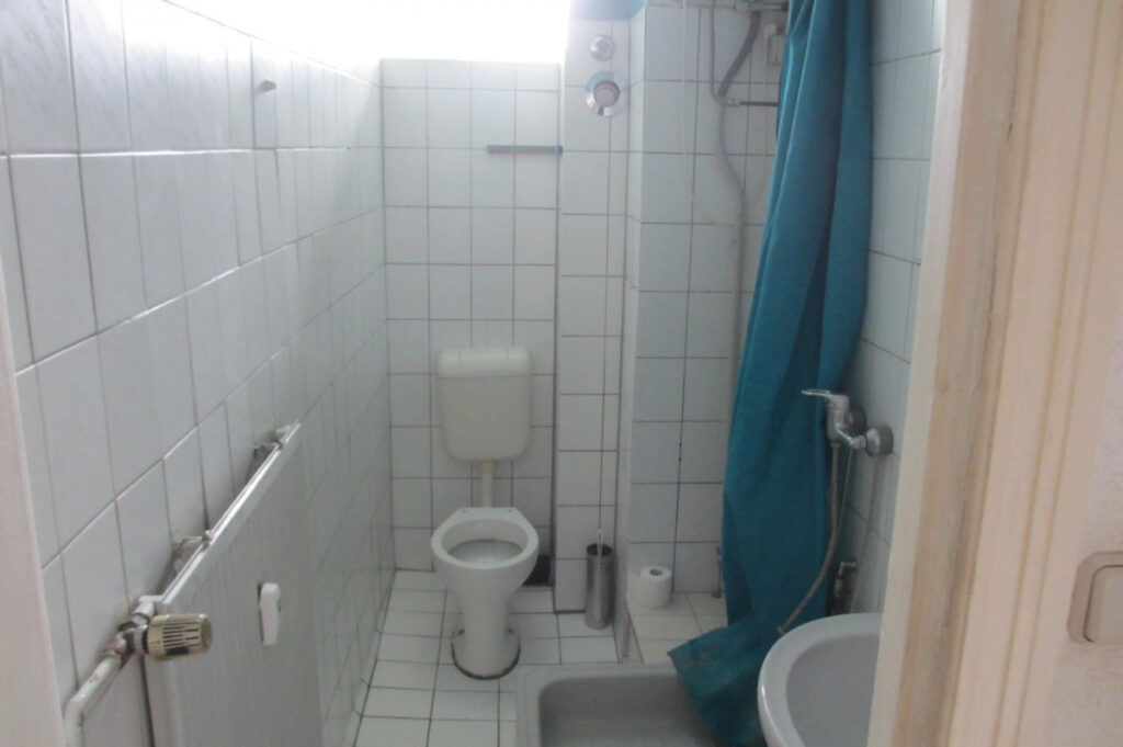 Hinterhaus mit Blick ins Grüne in Neukölln-6