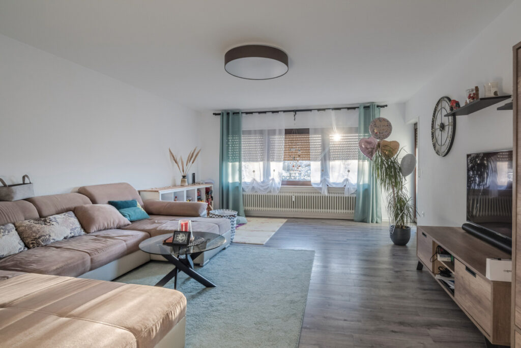 Rentables Mehrfamilienhaus mit 4 Wohneinheiten-04